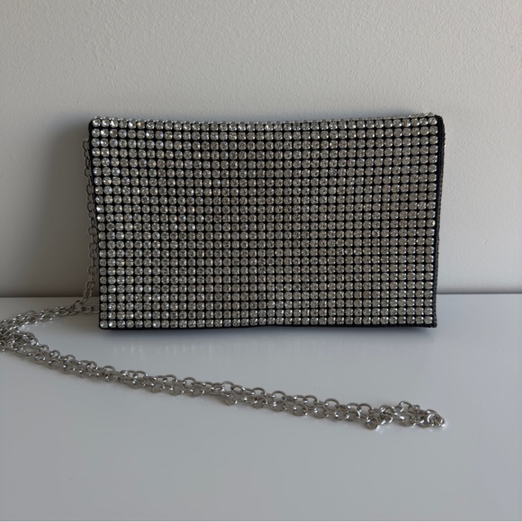 AMBER SCEATS STELLA CRYSTAL BAG - Picture 3 of 8